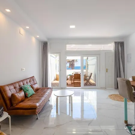 Santa Ana And Fun Apartment